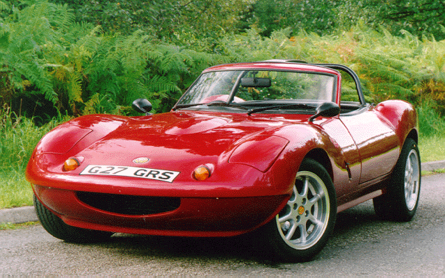 [IMAGE: RED GINNETTA SPORTS CAR.252KB]